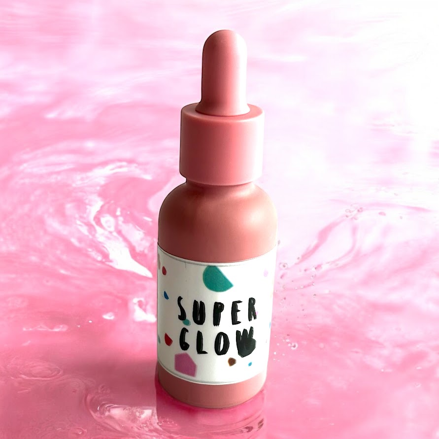 All natural essential oil glow serum by Vinyl & Oil